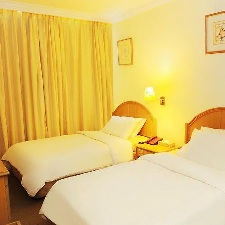 Borneo Hotel Kuching Luaran gambar